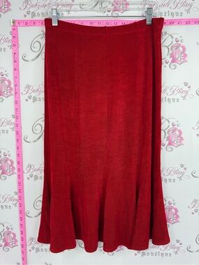 Kim & co skirt flowy mermaid vintage Red Maxi Skirt - Elegant Flared Hem